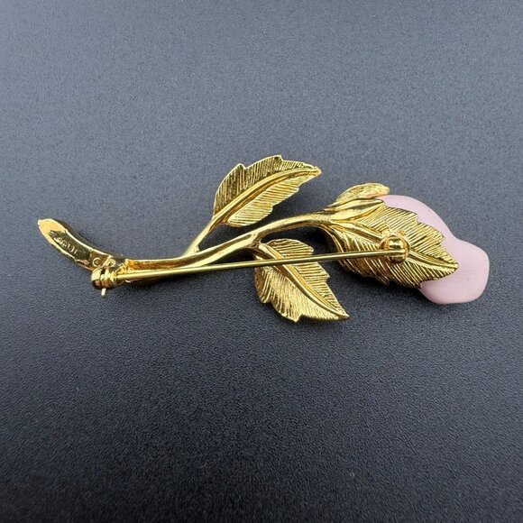Avon Rose Brooch Gold-Tone Metal Pink Porcelain Flower Pin Floral Design Vintage - Picture 6 of 6